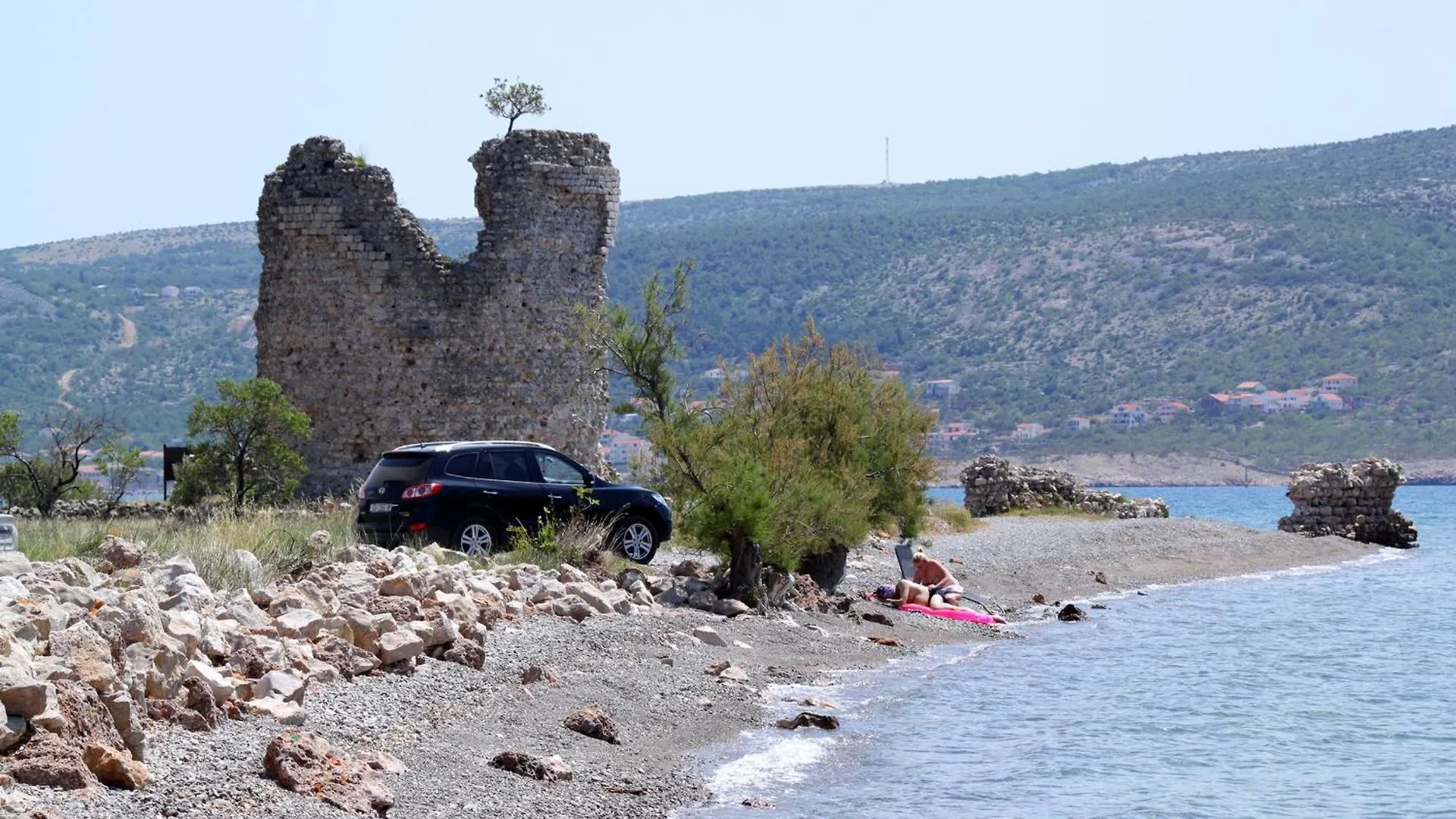Apartments By The Sea Starigrad, Paklenica - 17865